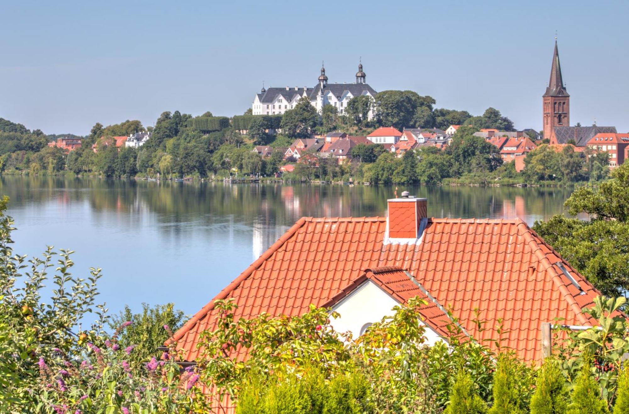 Mooi: Fantastisches Apartment Mit Seeblick Und Stil, Netflix Plön Esterno foto